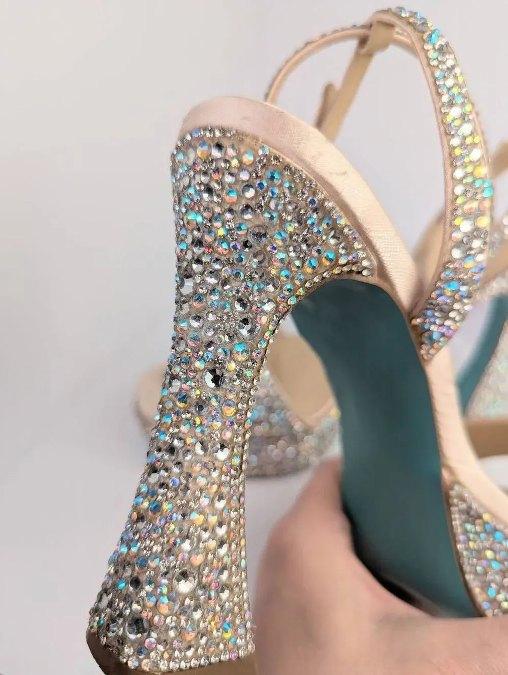 Betsey Johnson Beth iridescent rhinestone encrusted cream platform heel womens 8